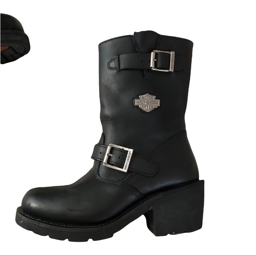 Women’s Harley Davison Boots In Size 6